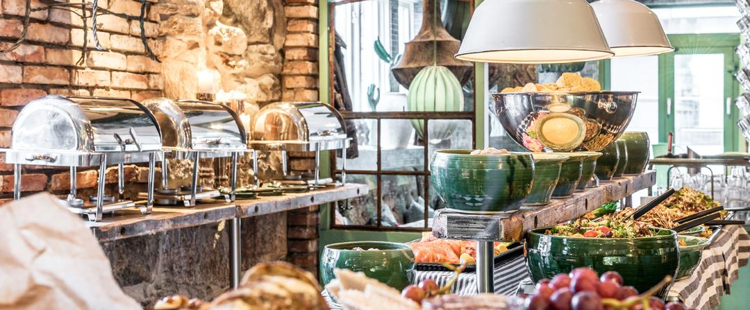 Frukost buffé framdukad.