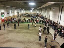 boulebana med människor