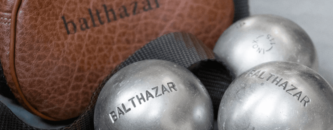 Boulekulor i en hög.