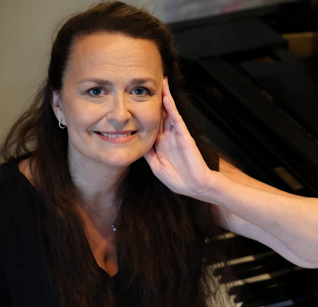 Konsert: Vid en flygel i Paris – pianoafton med Helen Sällfors